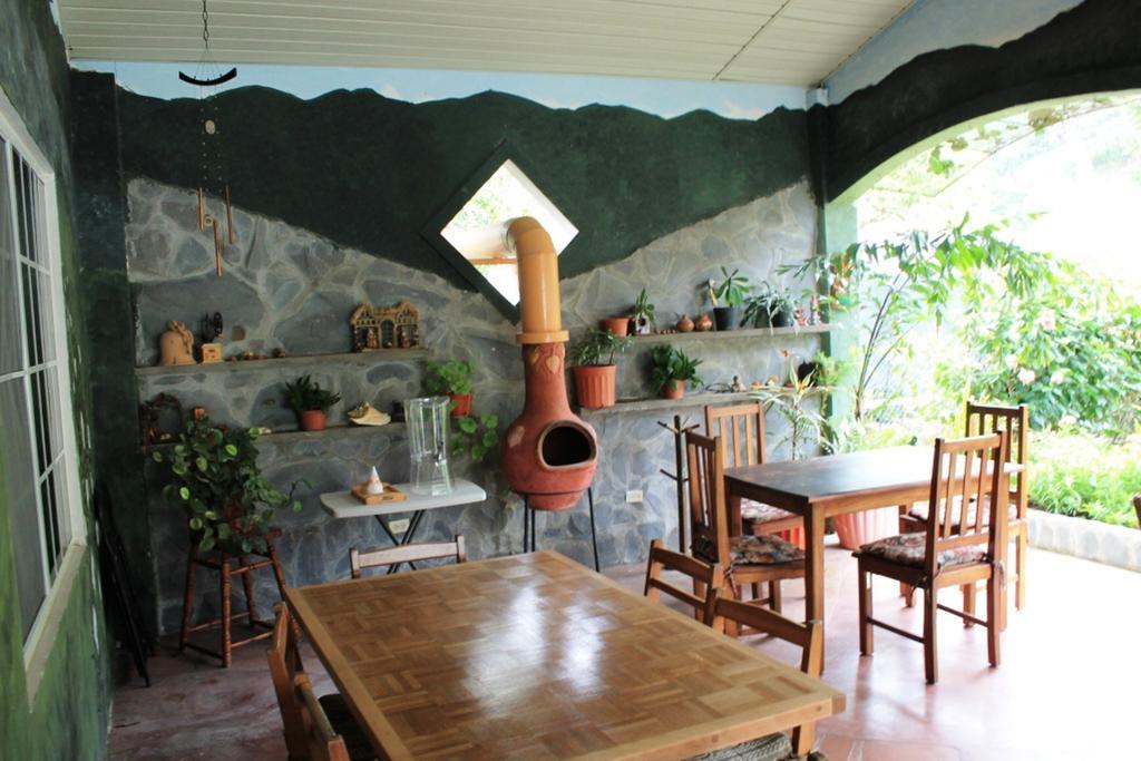 El Oasis Hotel y Restaurante Bajo Bajo Boquete Exterior foto
